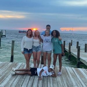 Meet your Posher, Bethany